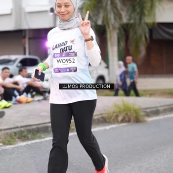 Runner Photo 7994787