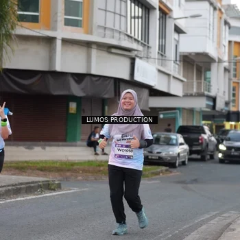 Runner Photo 7994789