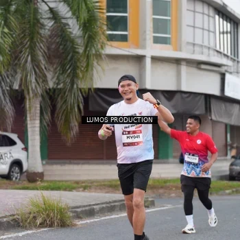 Runner Photo 7994839