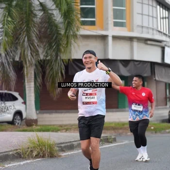 Runner Photo 7994845