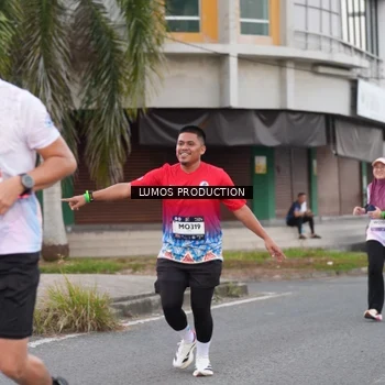Runner Photo 7994850
