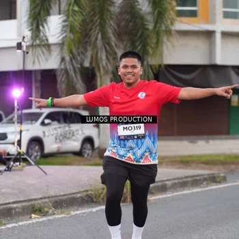 Runner Photo 7994857