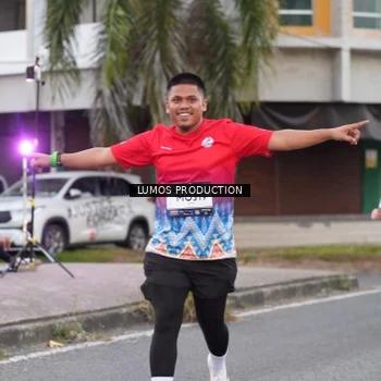 Runner Photo 7994860