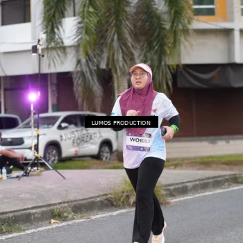 Runner Photo 7994873