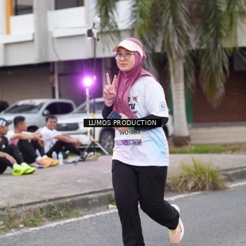Runner Photo 7994888
