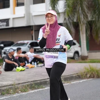 Runner Photo 7994893