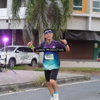 Runner Photo 7994902