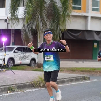 Runner Photo 7994906