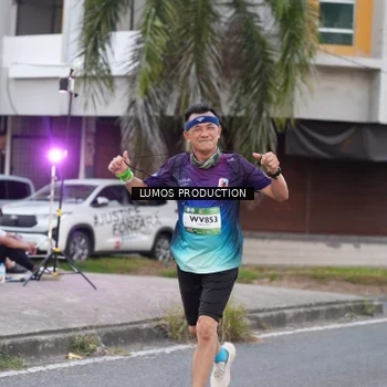 Runner Photo 7994910
