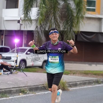 Runner Photo 7994914