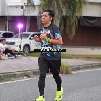 Runner Photo 7994928