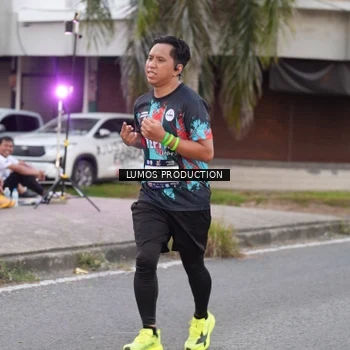 Runner Photo 7994929