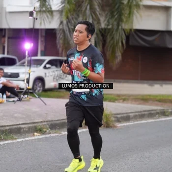 Runner Photo 7994930