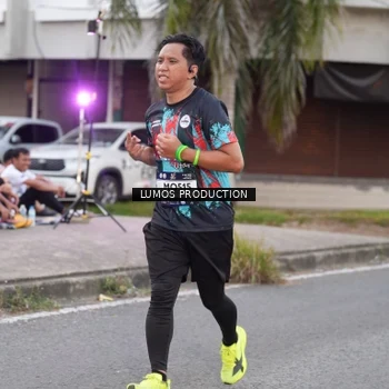 Runner Photo 7994931