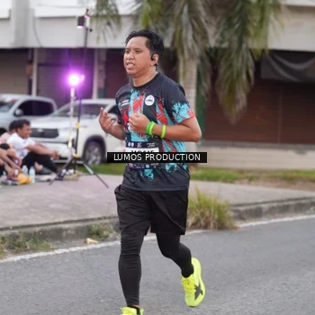 Runner Photo 7994935