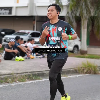 Runner Photo 7994941