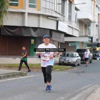 Runner Photo 7994946