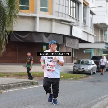 Runner Photo 7994957