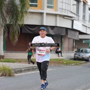 Runner Photo 7994965