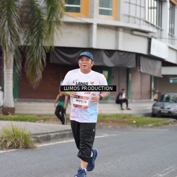 Runner Photo 7994969