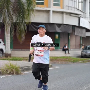 Runner Photo 7994971