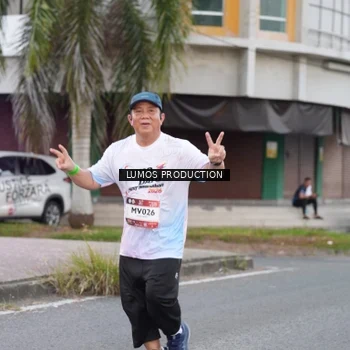 Runner Photo 7994983
