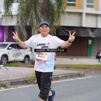 Runner Photo 7994989