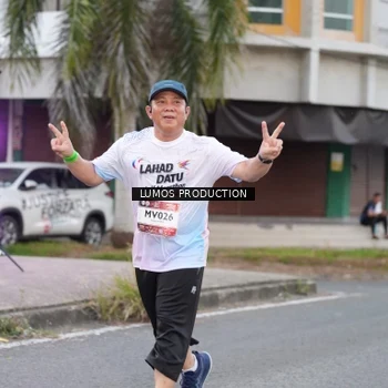 Runner Photo 7994990