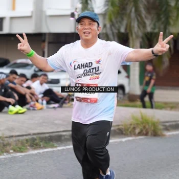 Runner Photo 7995004