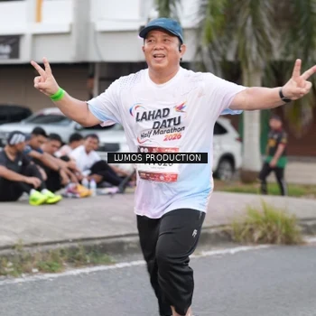 Runner Photo 7995007