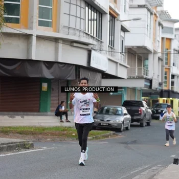 Runner Photo 7995016