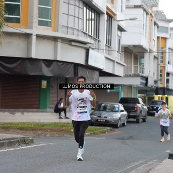 Runner Photo 7995017