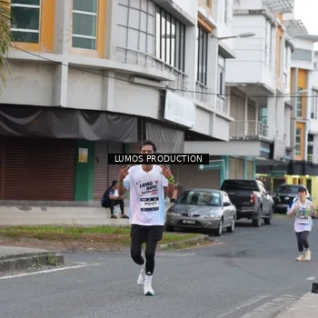 Runner Photo 7995019
