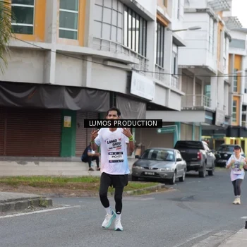 Runner Photo 7995021