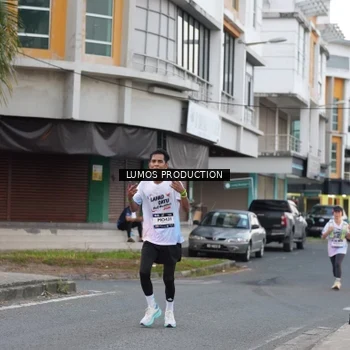 Runner Photo 7995022