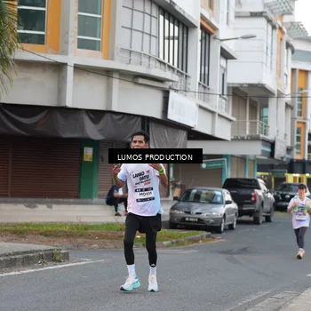 Runner Photo 7995024