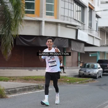 Runner Photo 7995025