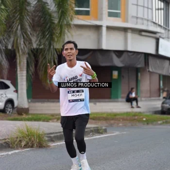 Runner Photo 7995037