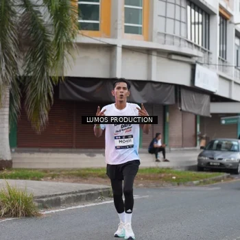 Runner Photo 7995038