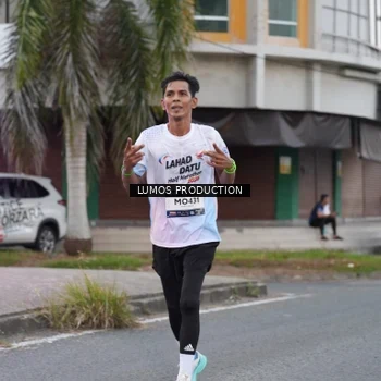 Runner Photo 7995039