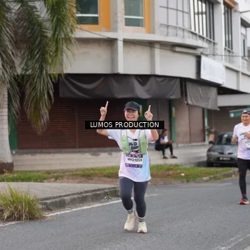 Runner Photo 7995045