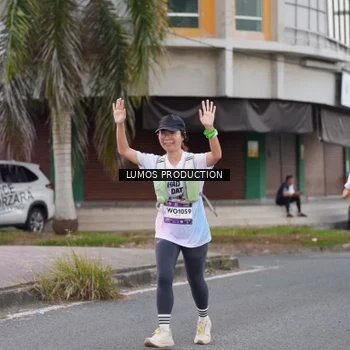 Runner Photo 7995057