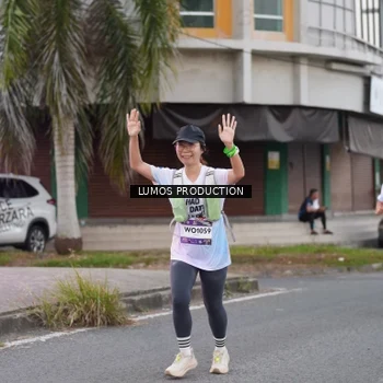Runner Photo 7995060