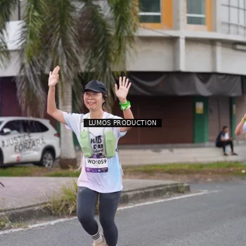 Runner Photo 7995062