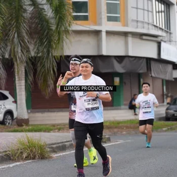 Runner Photo 7995066