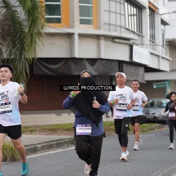 Runner Photo 7995085