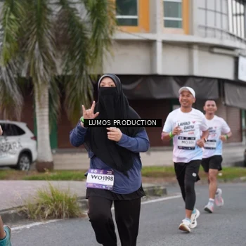 Runner Photo 7995093