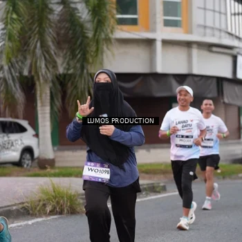 Runner Photo 7995098