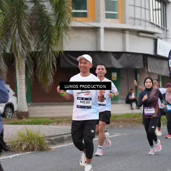 Runner Photo 7995103