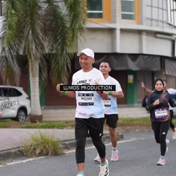 Runner Photo 7995104